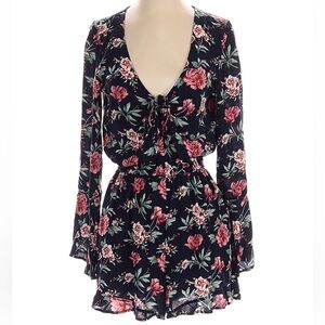 🍀 American Eagle Outfitters Floral Print Long Sleeve Romper with Pockets